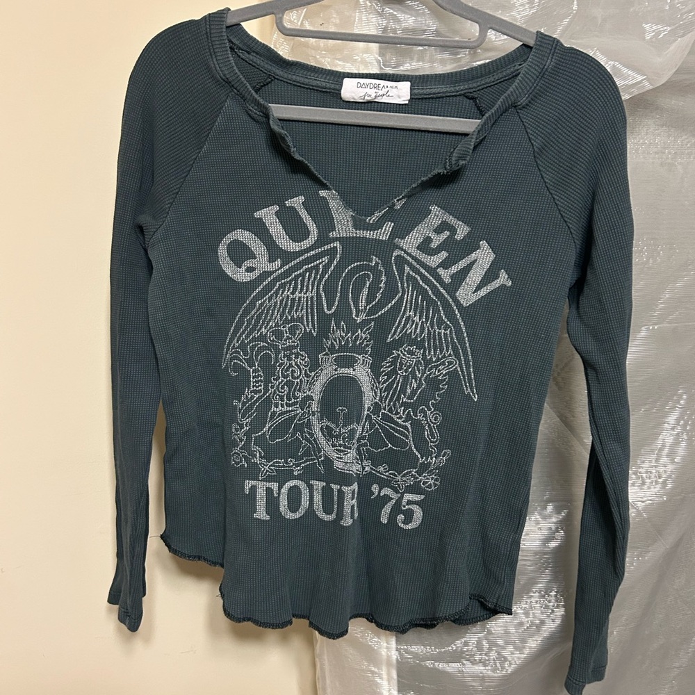 Free People Black Graphic Crop Long Sleeve Tee